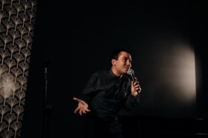 Al via lo Stand Up Comedy al Piccolo Bellini di Napoli. Primo appuntamento il 19 ottobre 2018 con Saverio Raimondo