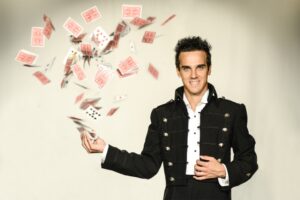 “Luca Bono Show”, spettacolo di illusionismo al Teatro Bolivar di Napoli, il 1° dicembre 2024