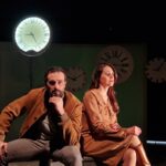 “Da Est a Ovest”, di e con Gianluca D’Agostino e Rossella Amato, dal 6 all’8 dicembre 2024, al Teatro Tram di Napoli