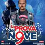 Maurizio Casagrande in scena al Teatro Cilea di Napoli con lo spettacolo “La Prova del Nove”, dal 6 al 9 marzo 2025